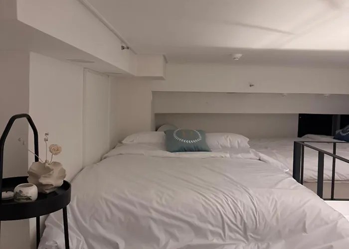 Open1-hongdae, Hapjeong Station 1 Minute, Luxury Style, Panorama River View 6 People, 2room, 3q Bed Apartment